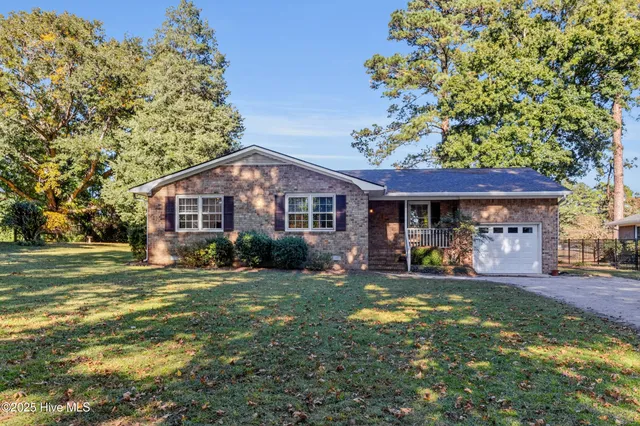 $2,000 | 259 Shoreline Drive, New Bern, NC 28562