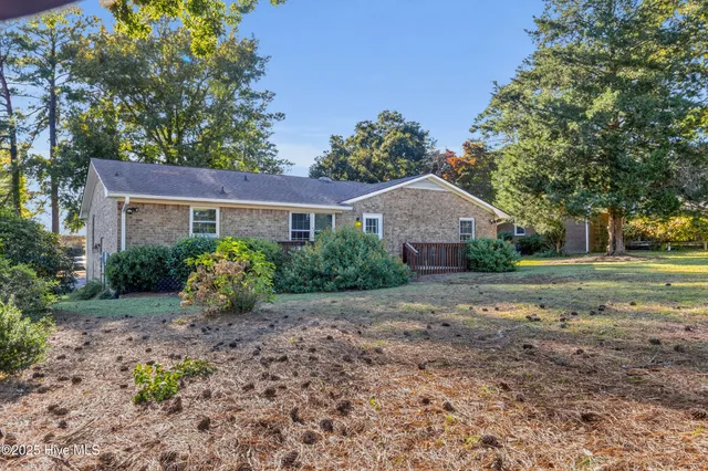 $2,000 | 259 Shoreline Drive, New Bern, NC 28562