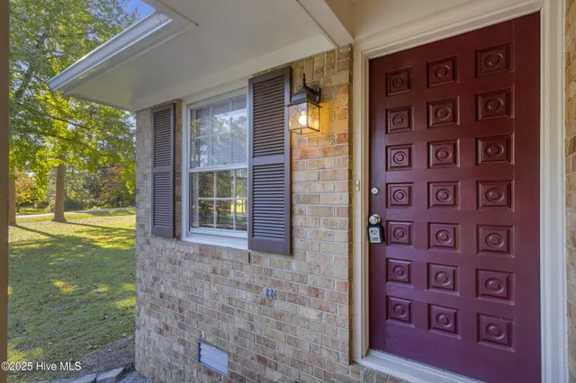 $2,000 | 259 Shoreline Drive, New Bern, NC 28562