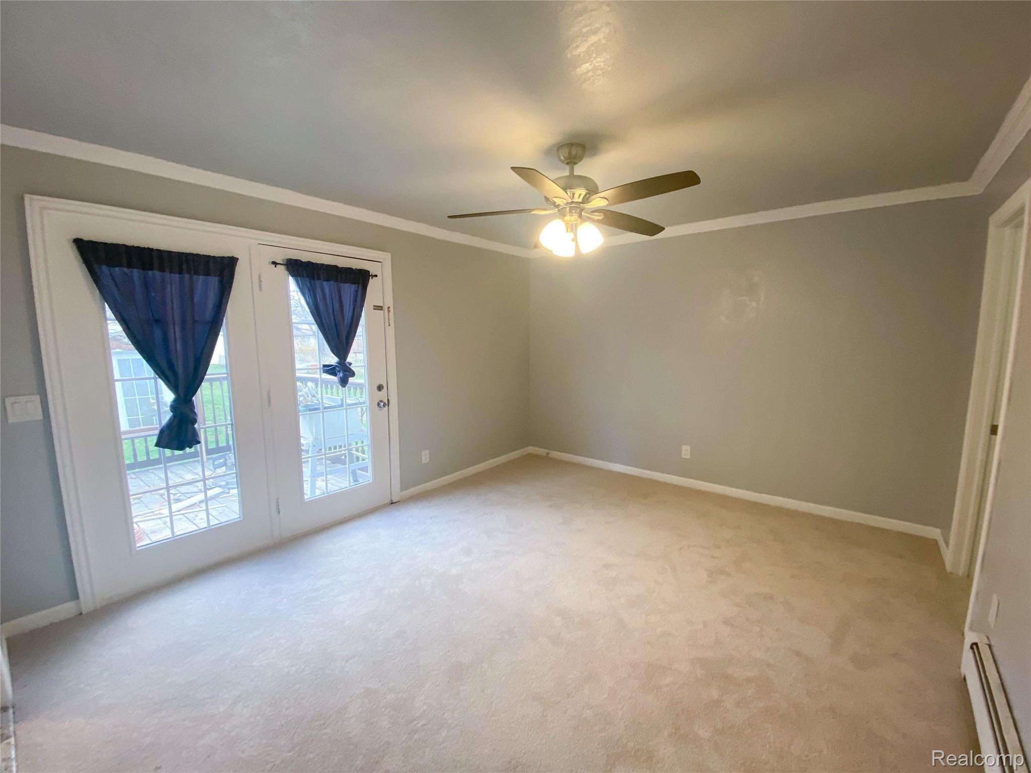 9655 Holland Road Taylor, MI 48180 - Photo 9 of 25 IMG_0143.jpg