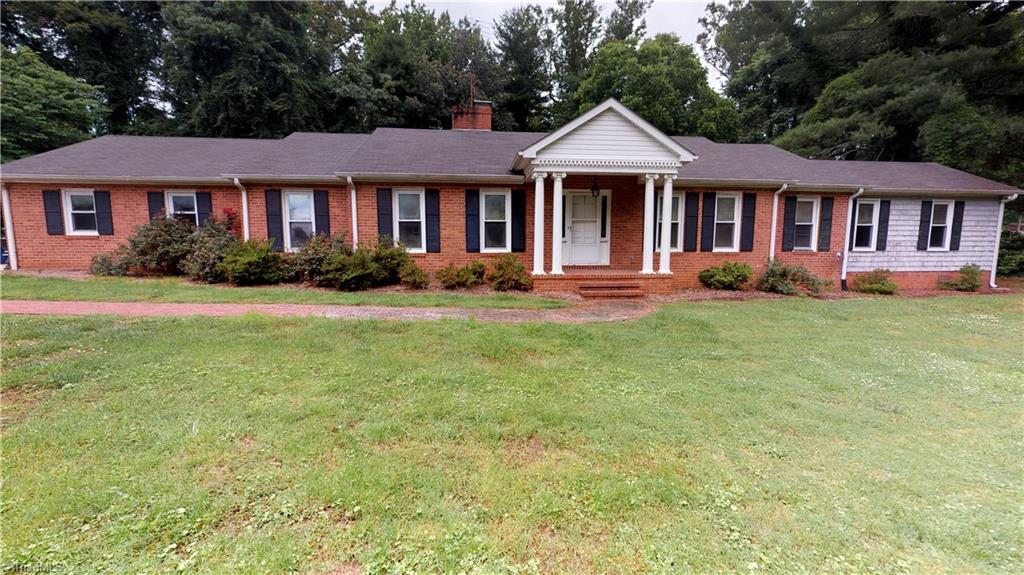 827 East Country Club Road Mount Airy, NC 27030 - Photo 2 of 20 Gallery Image 2