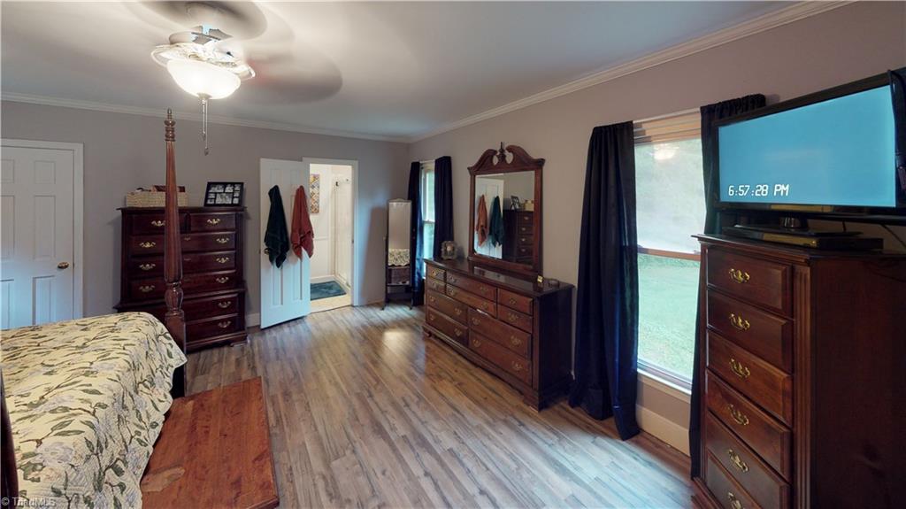 827 East Country Club Road Mount Airy, NC 27030 - Photo 16 of 20 Gallery Image 16