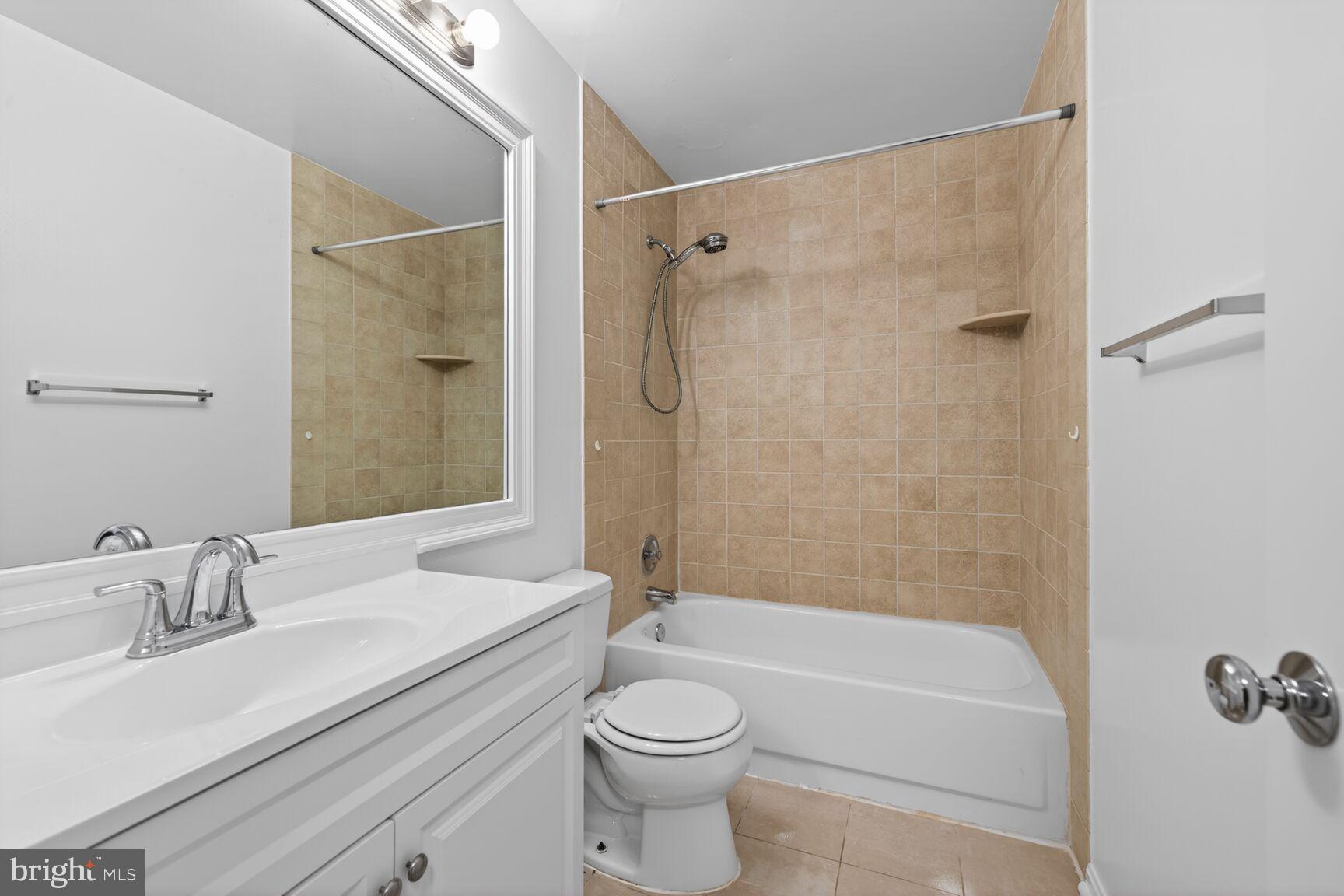 5 Normandy Square Court, Unit 1B Silver Spring, MD 20906 - Photo 14 of 29 Bathroom 1