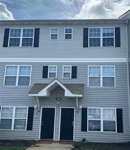 $2,500 | 220 Campus Drive, Unit F, Central, SC 29630
