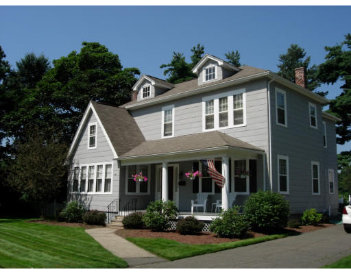 1083 River Road Agawam, MA 01001 - Photo 1 of 19 Gallery Image 1
