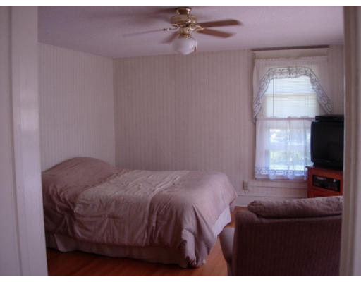 1083 River Road Agawam, MA 01001 - Photo 13 of 19 Gallery Image 13