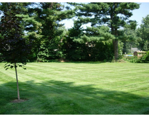 1083 River Road Agawam, MA 01001 - Photo 18 of 19 Gallery Image 18