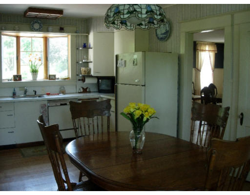 1083 River Road Agawam, MA 01001 - Photo 3 of 19 Gallery Image 3