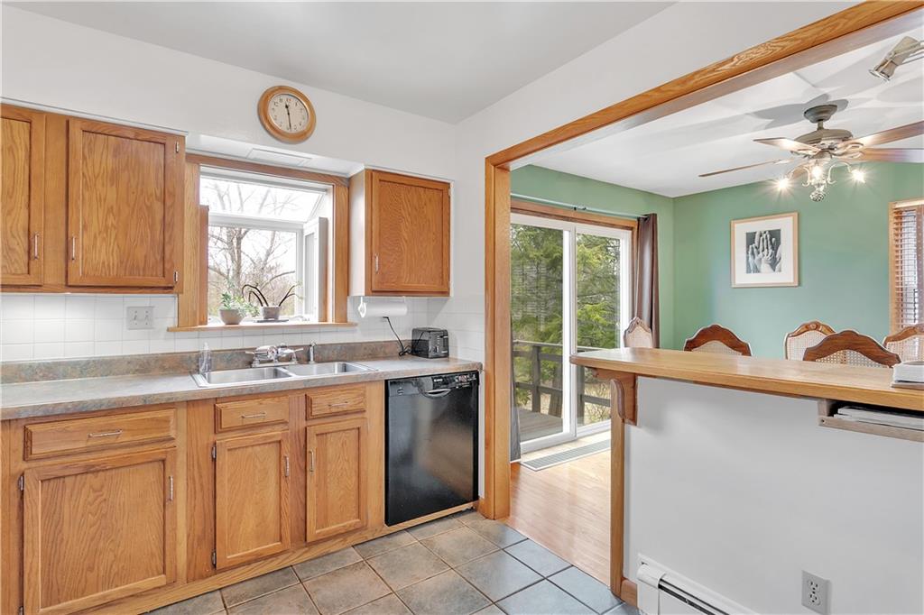 702 Ridgeway Avenue Grove City, PA 16127 - Photo 14 of 25 Gallery Image 14