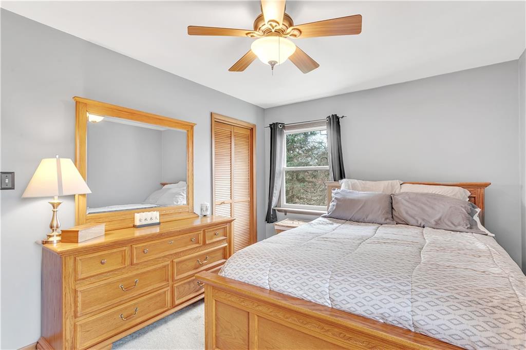 702 Ridgeway Avenue Grove City, PA 16127 - Photo 18 of 25 Gallery Image 18