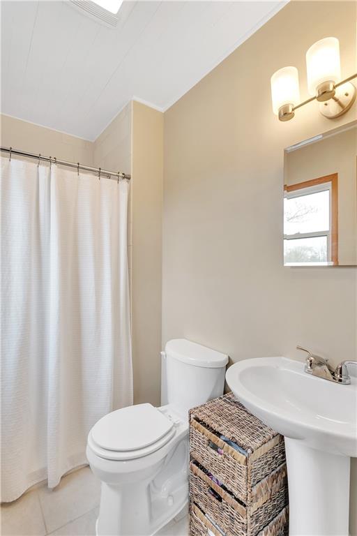 702 Ridgeway Avenue Grove City, PA 16127 - Photo 20 of 25 Gallery Image 20