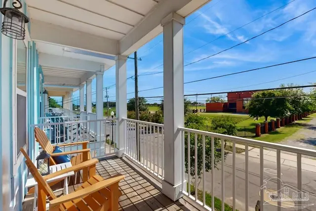 $2,750 | 230 South Devillars Street, Pensacola, FL 32502