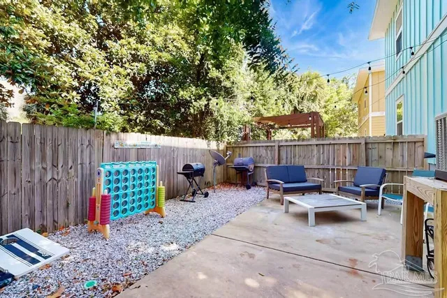 $2,750 | 230 South Devillars Street, Pensacola, FL 32502