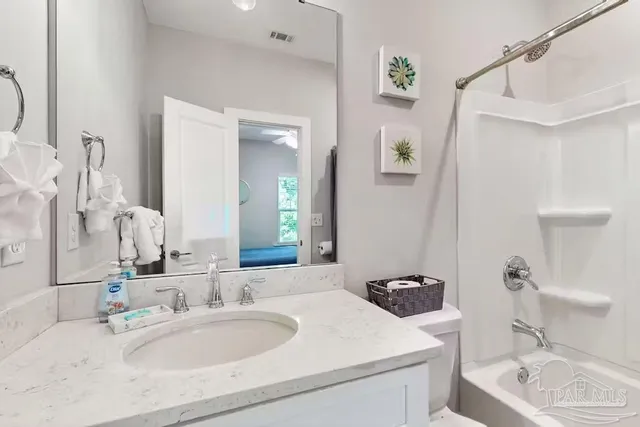 $2,750 | 230 South Devillars Street, Pensacola, FL 32502