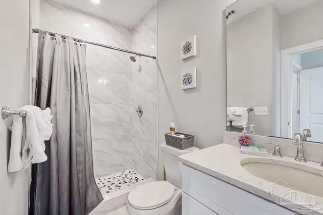 $2,750 | 230 South Devillars Street, Pensacola, FL 32502