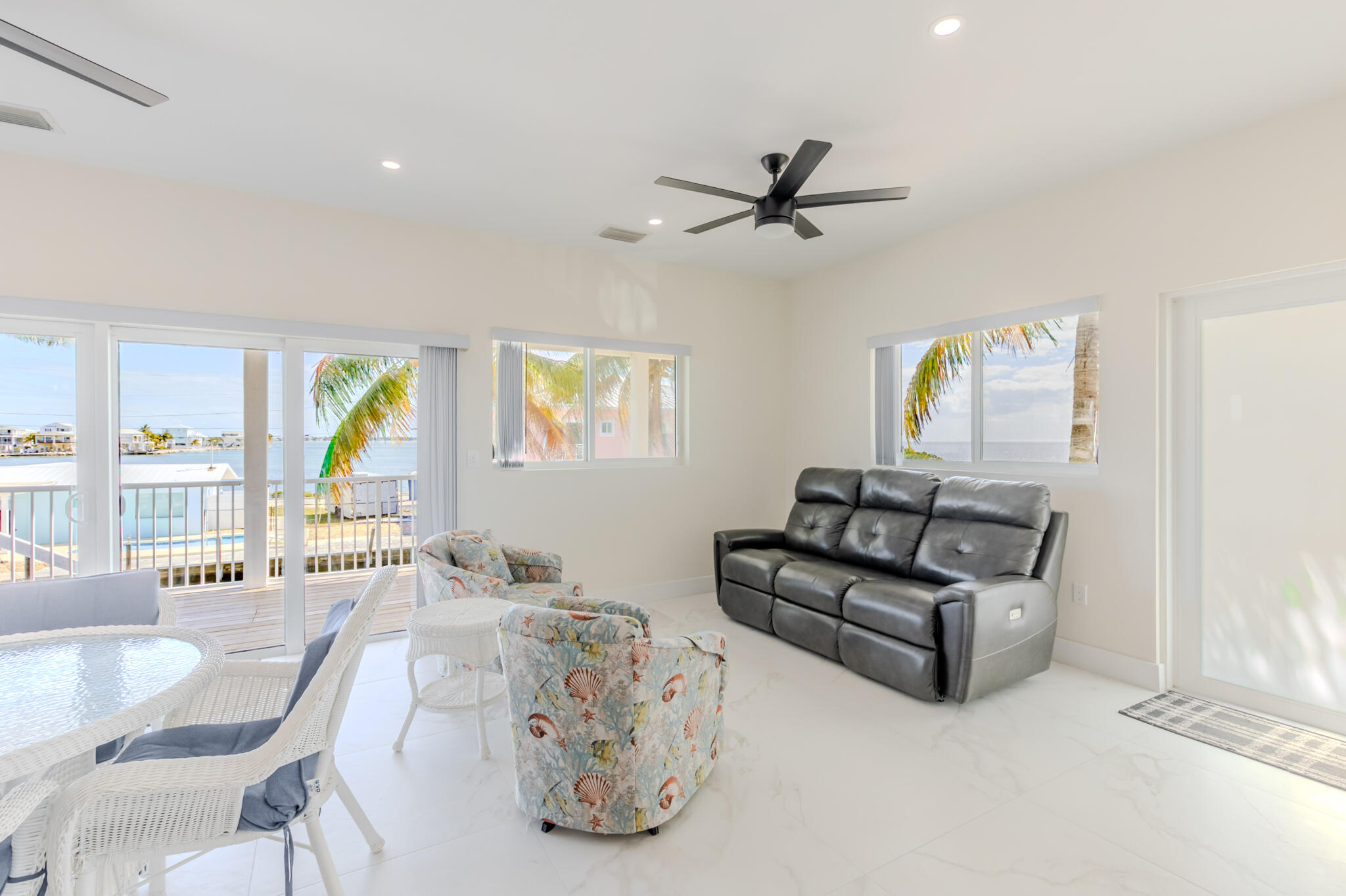 900 85th Street Marathon, FL 33050 - Photo 10 of 48 a living room with furniture