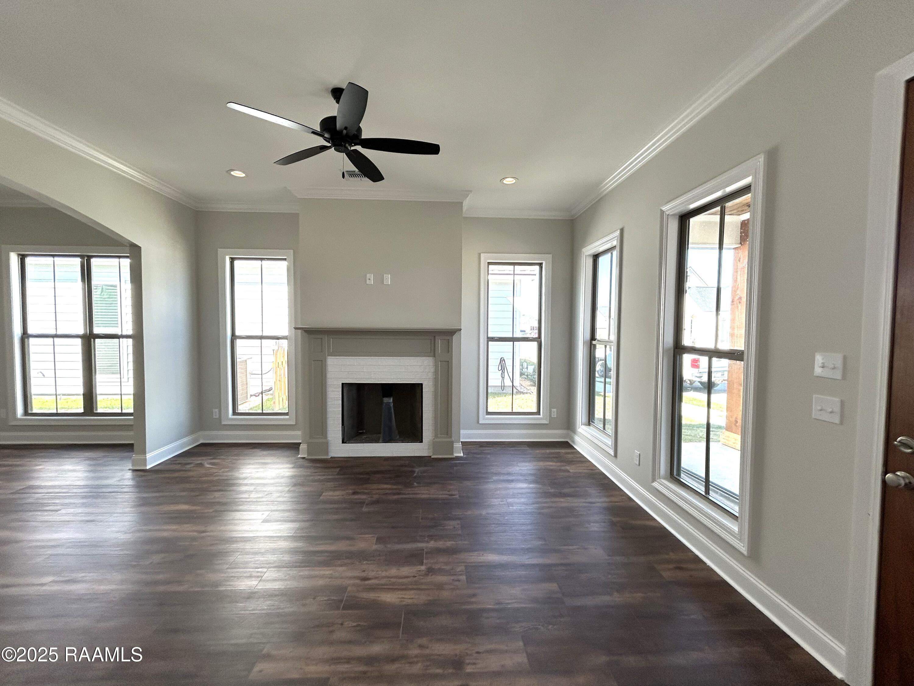 216 Keystone Drive Scott, LA 70583 - Photo 4 of 28 IMG_0052