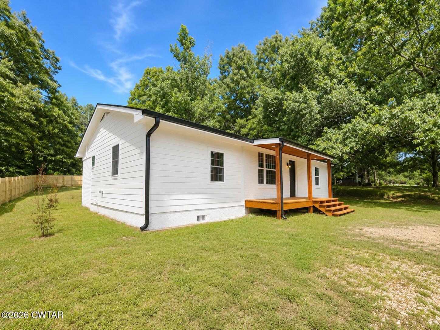 409 Jamison Court Huntingdon, TN 38344 - Photo 24 of 26 file_00000000856471fdb86525e6ff696e25