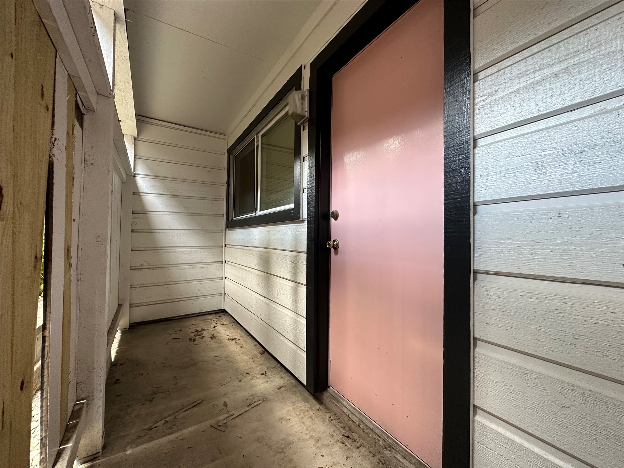 2808 Whitis Avenue, Unit C103 Austin, TX 78705 - Photo 6 of 7 a view of entryway