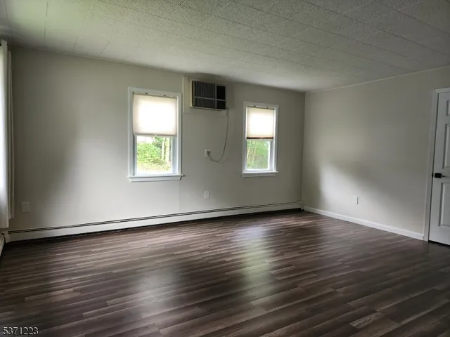 $1,650 | 81 Church Street, Franklin, NJ 07416