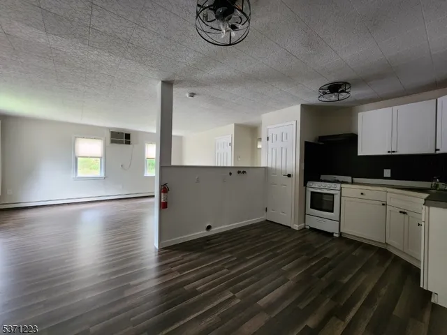 $1,650 | 81 Church Street, Franklin, NJ 07416