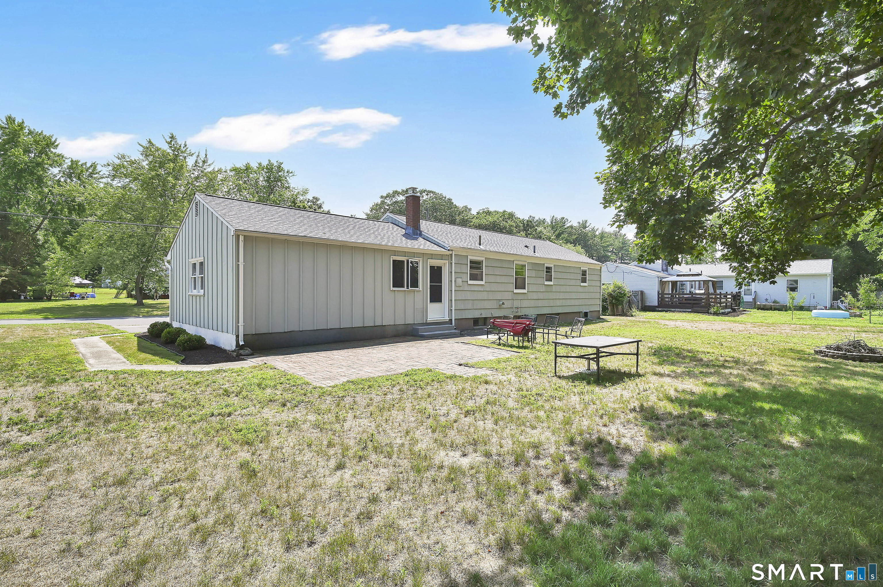 15 Bright Street Enfield, CT 06082 - Photo 28 of 31