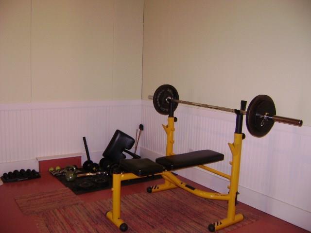 189 Old County Road Edgecomb, ME 04556 - Photo 19 of 32 Large Bonus Room currently used as a...