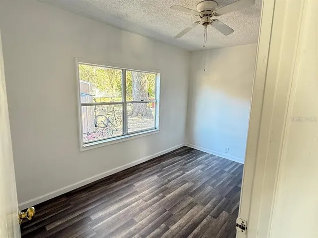 $1,600 | 323 Dorsett Avenue, Lake Wales, FL 33853