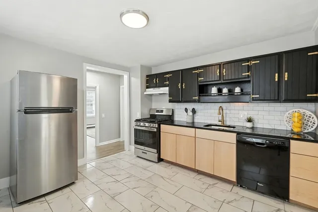 $314,000 | 77 Coleman Street, Springfield, MA 01109