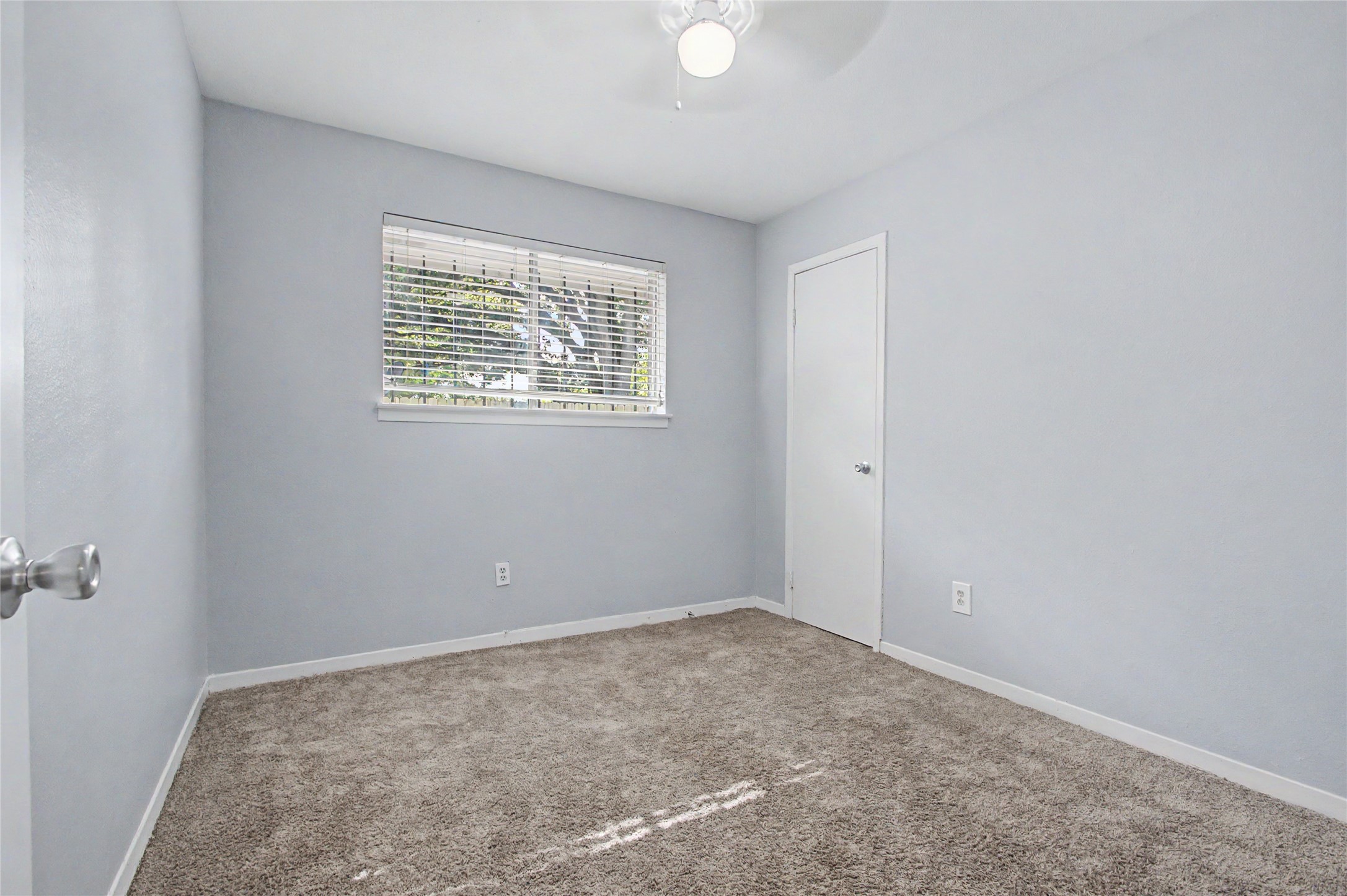 7410 Sawmill Trail Houston, TX 77040 - Photo 12 of 17 Bedroom #3