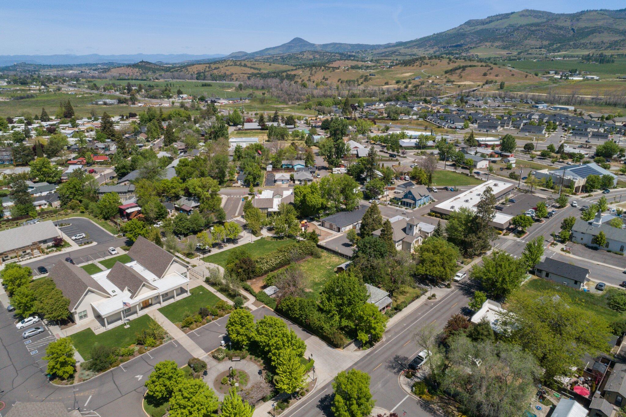 202 East Main Street Talent, OR 97540 - Photo 20 of 22 20-web-or-mls-DJI_0122
