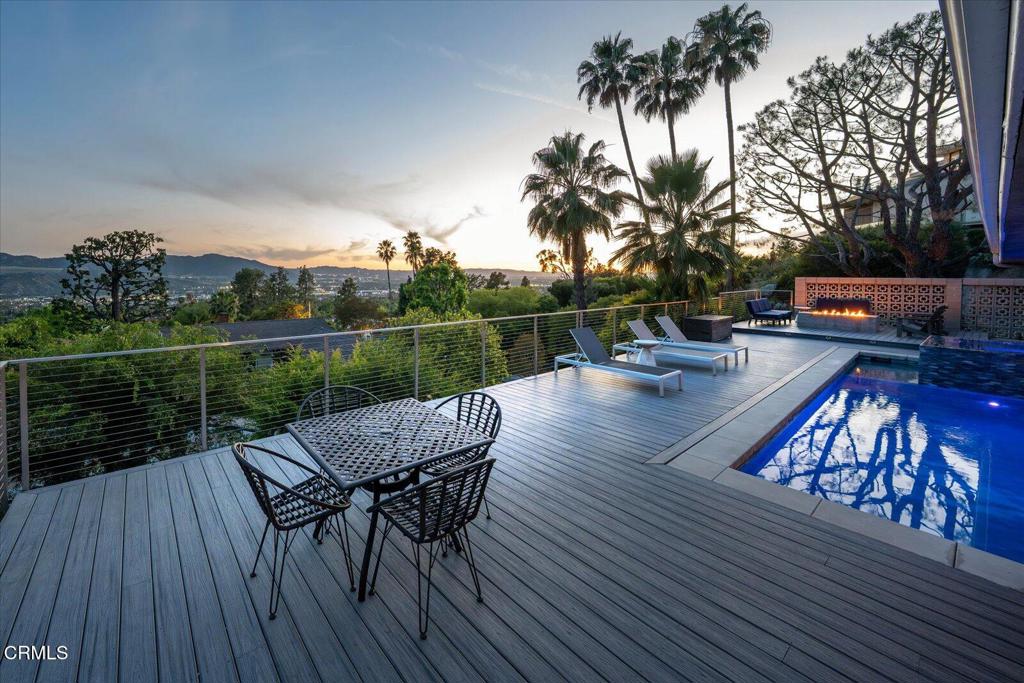 1900 Ransom Road Glendale, CA 91201 - Photo 51 of 64 21-Pool at Twilight