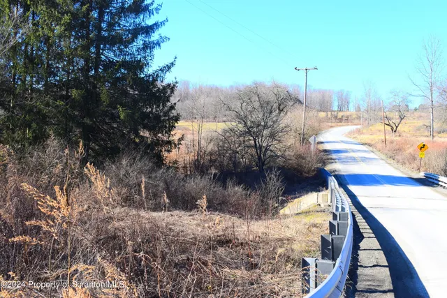 $899,900 | 2014 State Route, Lenoxville, PA 18441