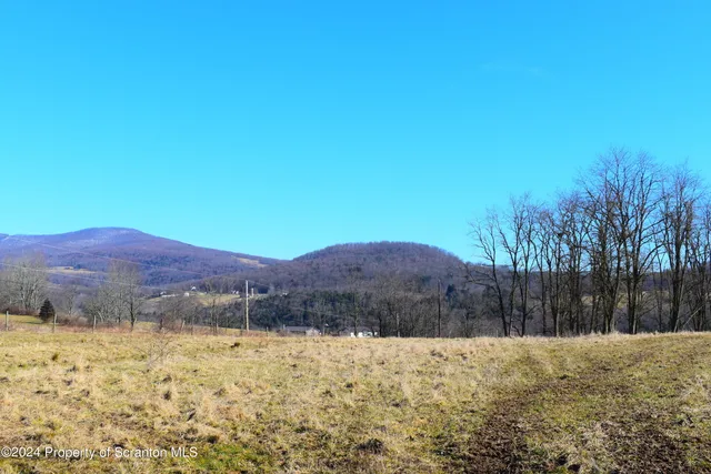 $899,900 | 2014 State Route, Lenoxville, PA 18441