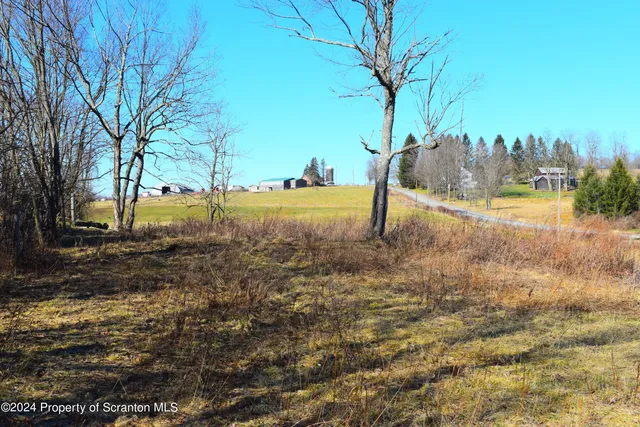 $899,900 | 2014 State Route, Lenoxville, PA 18441