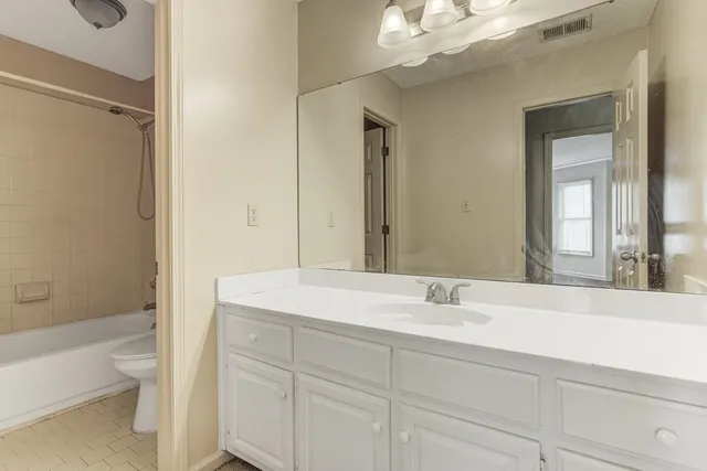 $354,000 | 2630 Davies Plantation Road, Memphis, TN 38016