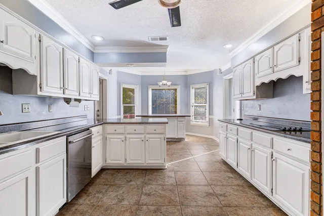 $354,000 | 2630 Davies Plantation Road, Memphis, TN 38016