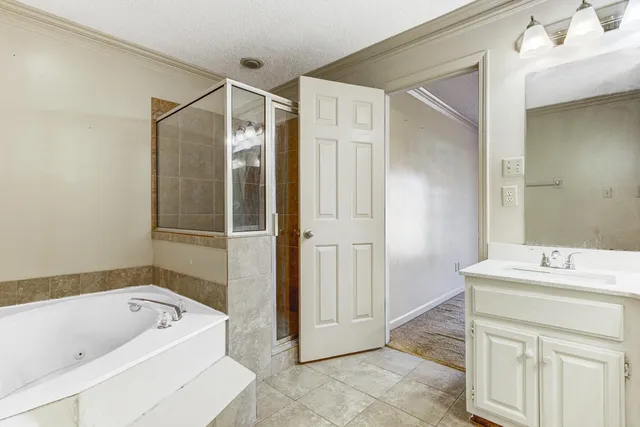 $354,000 | 2630 Davies Plantation Road, Memphis, TN 38016