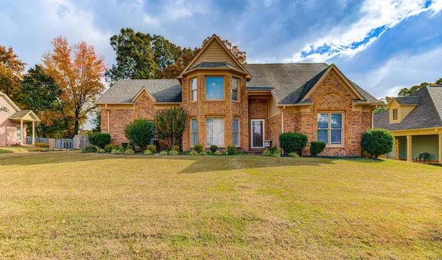 $354,000 | 2630 Davies Plantation Road, Memphis, TN 38016