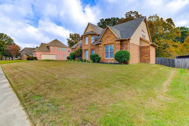 $354,000 | 2630 Davies Plantation Road, Memphis, TN 38016