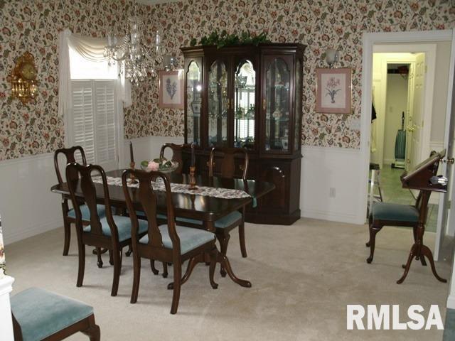 871 Pheasant Run Road Clinton, IA 52732 - Photo 11 of 24 Gallery Image 11