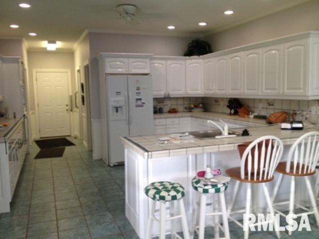 871 Pheasant Run Road Clinton, IA 52732 - Photo 19 of 24 Gallery Image 19