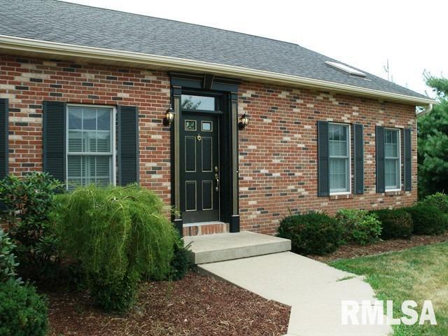 871 Pheasant Run Road Clinton, IA 52732 - Photo 5 of 24 Gallery Image 5