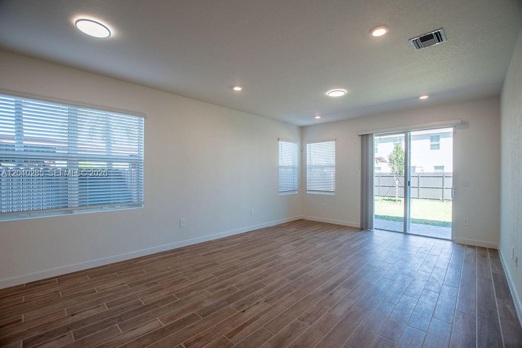 12949 Southwest 267th Street Homestead, FL 33032 - Photo 9 of 46