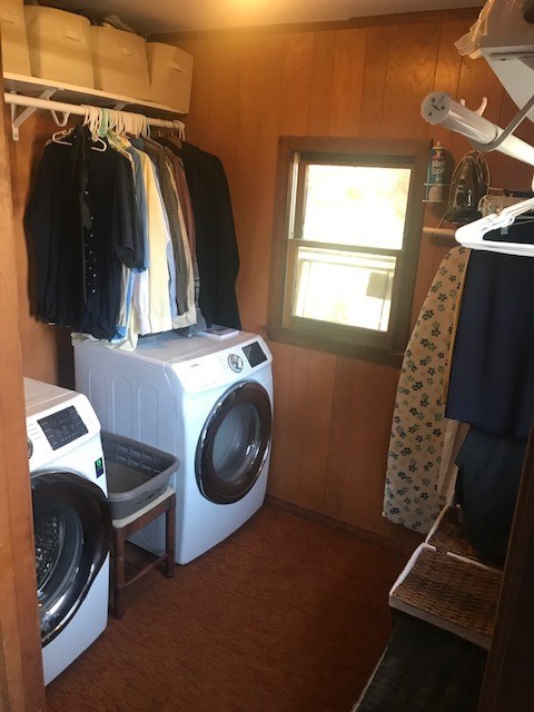 261 Turner Road Middletown, RI 02842 - Photo 30 of 40 LAUNDRY OFF MUDROOM