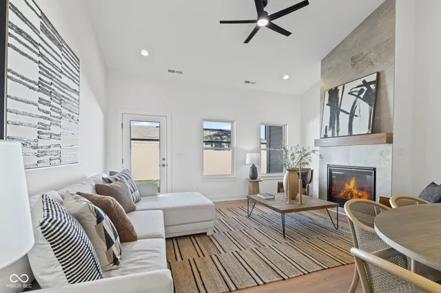 $530,000 | 5874 Harbourtown Drive, Noblesville, IN 46062