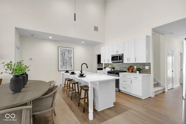 $530,000 | 5874 Harbourtown Drive, Noblesville, IN 46062