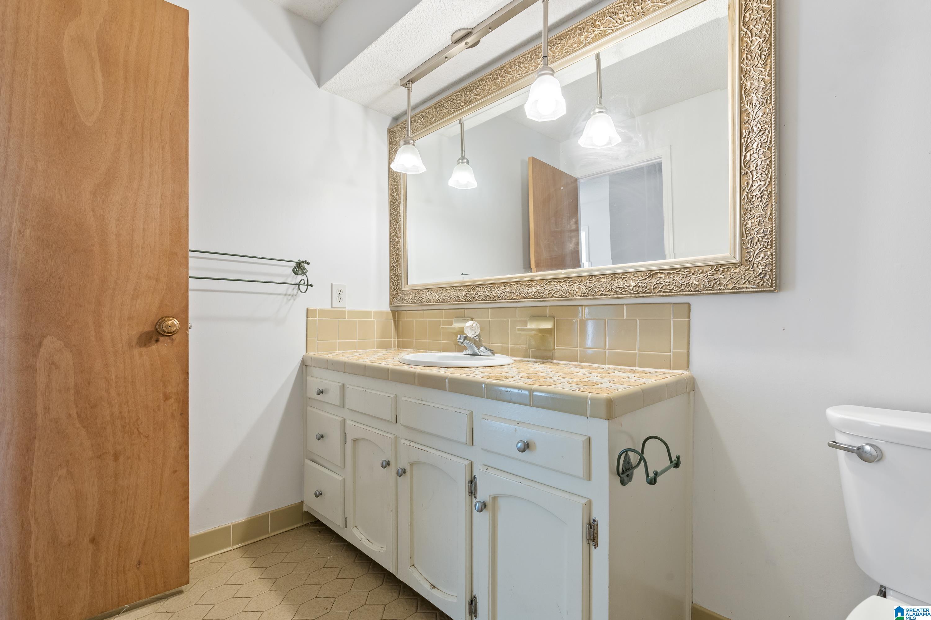 121 Shades Crest Road Birmingham, AL 35226 - Photo 26 of 33