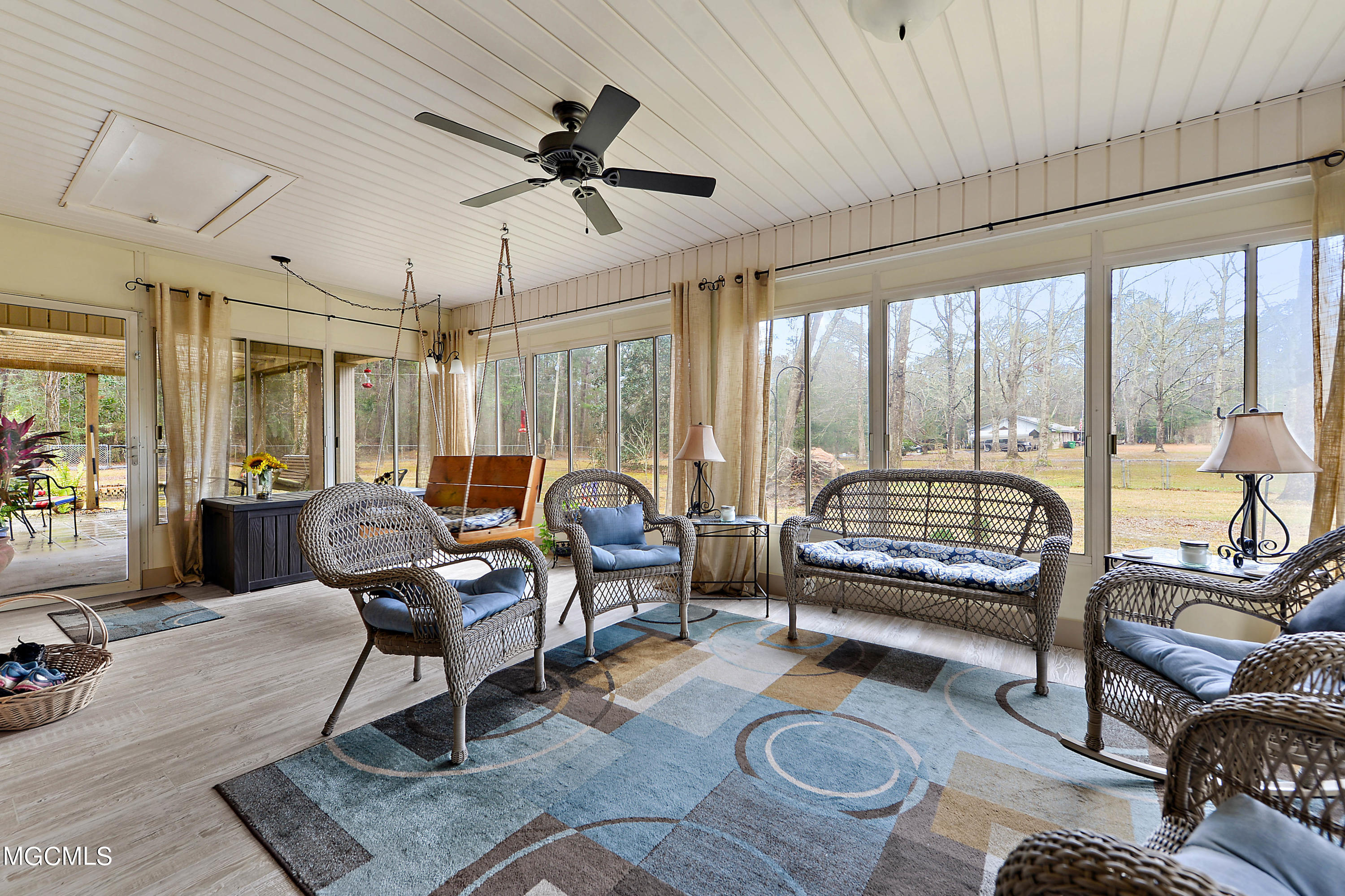 2621 Vaughn Road Moss Point, MS 39562 - Photo 8 of 23 FA413F9F-0057-4C34-B607-A80915862A05