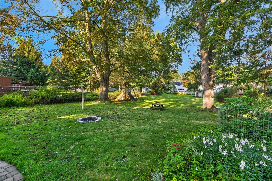 41 Rock Beach Road Irondequoit, NY 14617 - Photo 33 of 50 Gallery Image 33